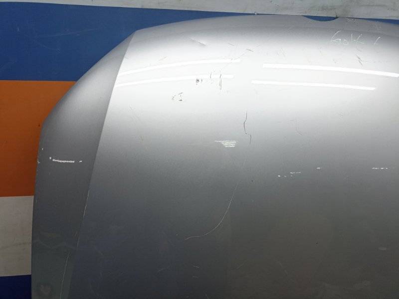 Капот Volkswagen Golf 6 2013 (б/у) Капот Volkswagen Golf 6 2013 (б/у)