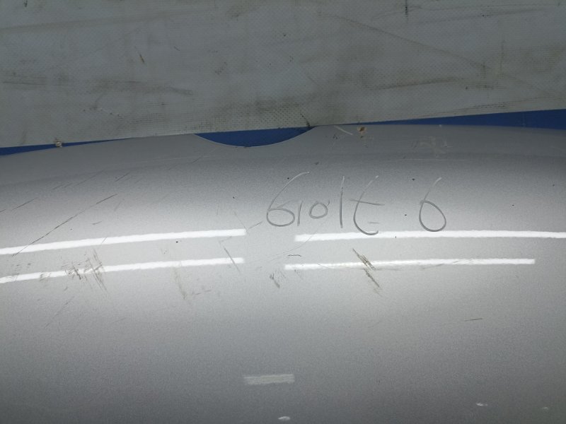 Капот Volkswagen Golf 6 2013 (б/у) Капот Volkswagen Golf 6 2013 (б/у)