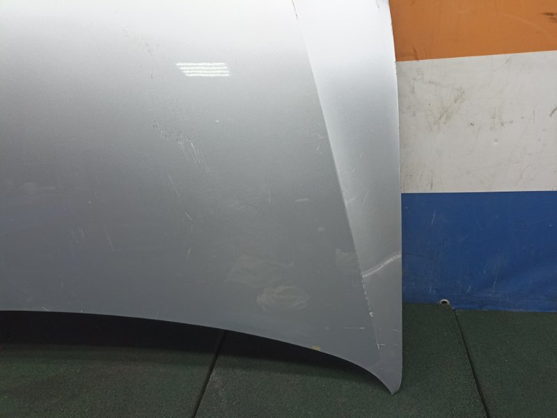 Капот Volkswagen Golf 6 2013 (б/у) Капот Volkswagen Golf 6 2013 (б/у)