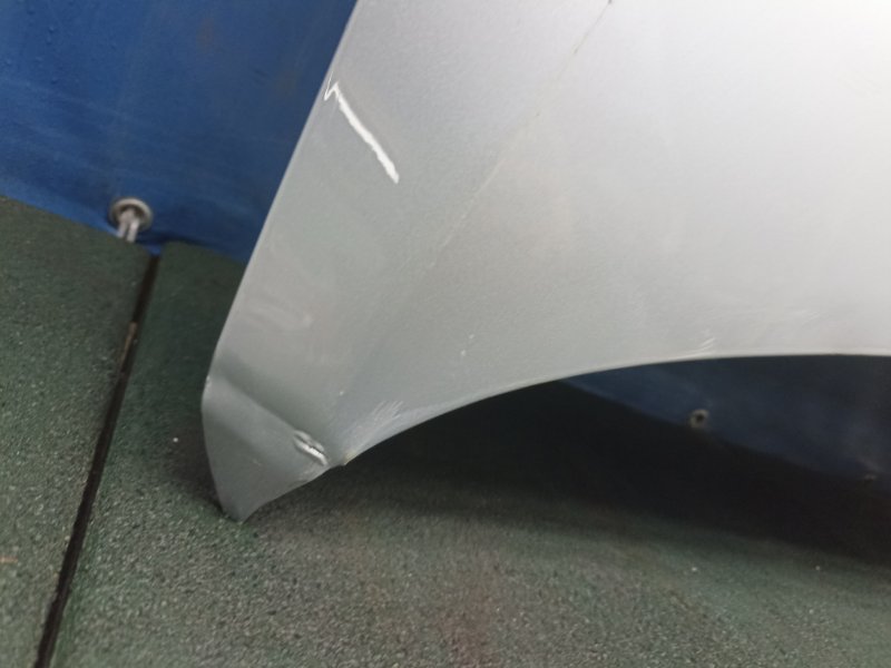 Капот Volkswagen Golf 6 2013 (б/у) Капот Volkswagen Golf 6 2013 (б/у)