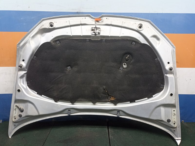 Капот Volkswagen Golf 6 2013 (б/у) Капот Volkswagen Golf 6 2013 (б/у)