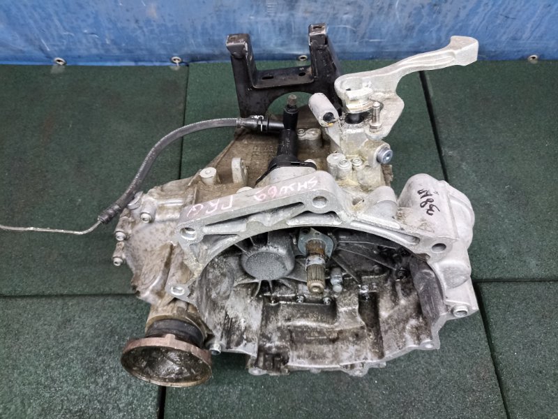 МКПП Volkswagen Polo Sedan 1.2 CJZ 2015 (б/у) МКПП Volkswagen Polo Sedan 1.2 CJZ 2015 (б/у)