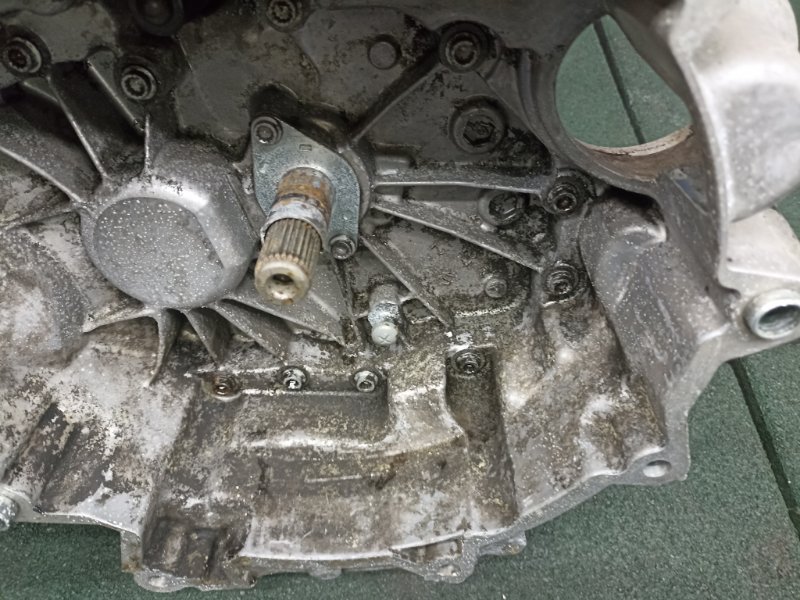 МКПП Volkswagen Polo Sedan 1.2 CJZ 2015 (б/у) МКПП Volkswagen Polo Sedan 1.2 CJZ 2015 (б/у)