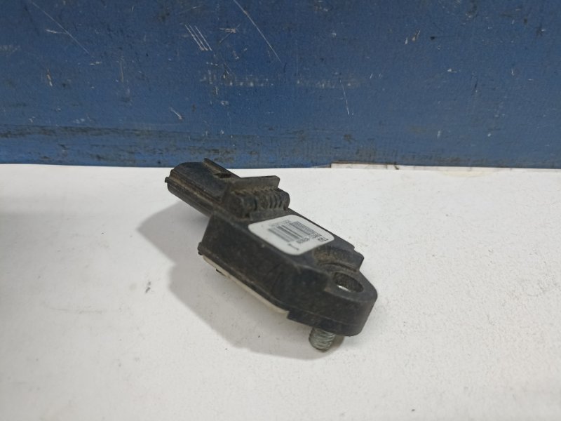 Датчик Airbag Toyota Avensis T250
