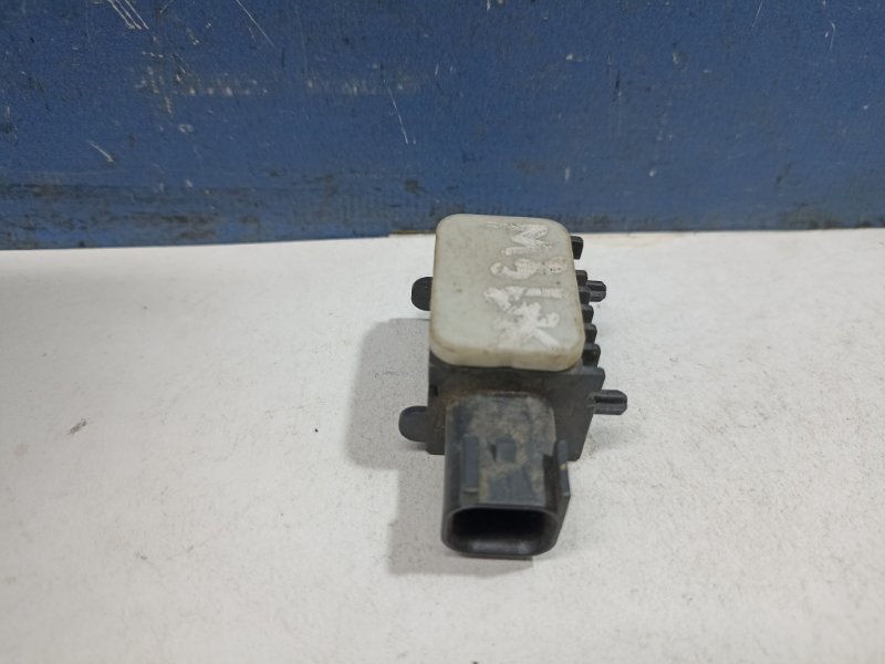 Датчик Airbag Mazda 3 2009 BK