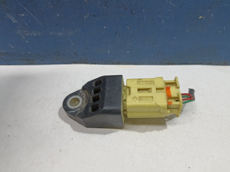 Датчик Airbag Camry 2007 ACV40
