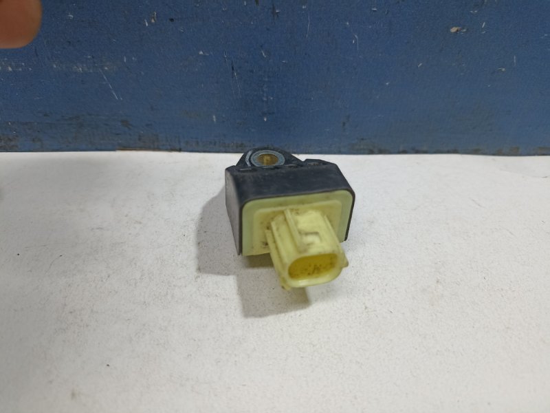 Датчик Airbag Camry 2007 ACV40
