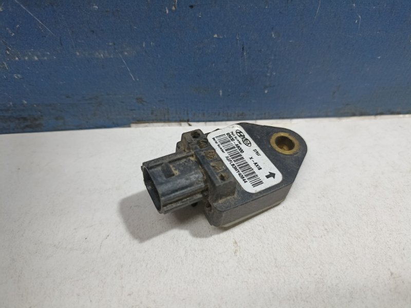 Датчик Airbag Ceed 2 2013 JD