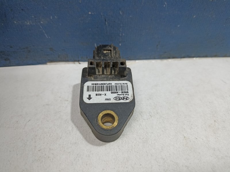 Датчик Airbag Ceed 2 2013 JD
