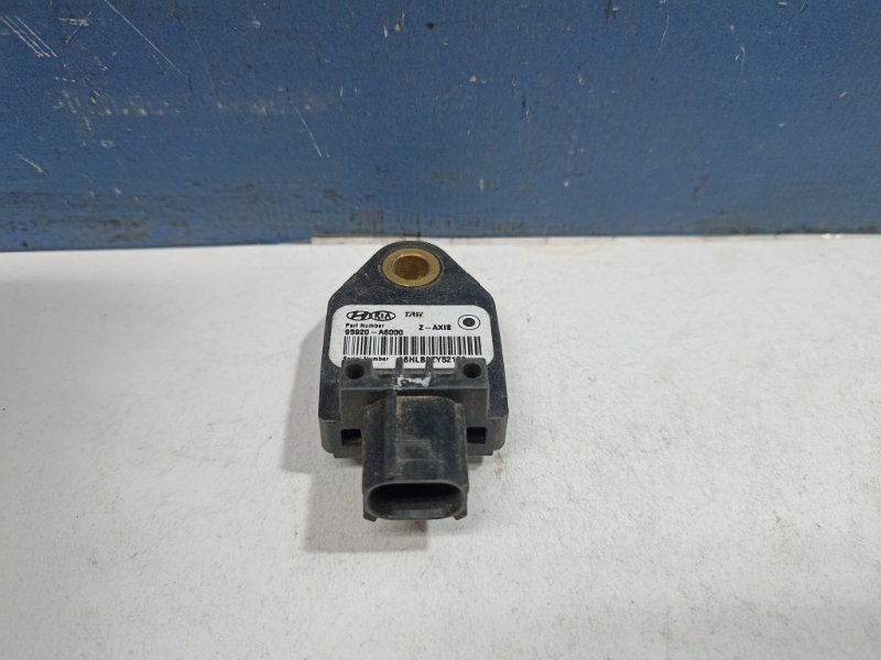 Датчик Airbag Ceed 2 2013 JD