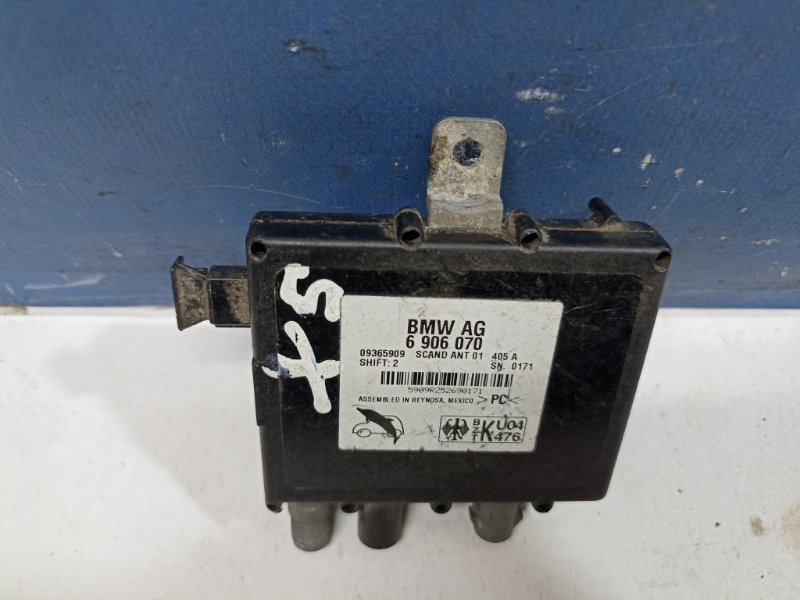 Блок усилитель антенны X5 2002 E53