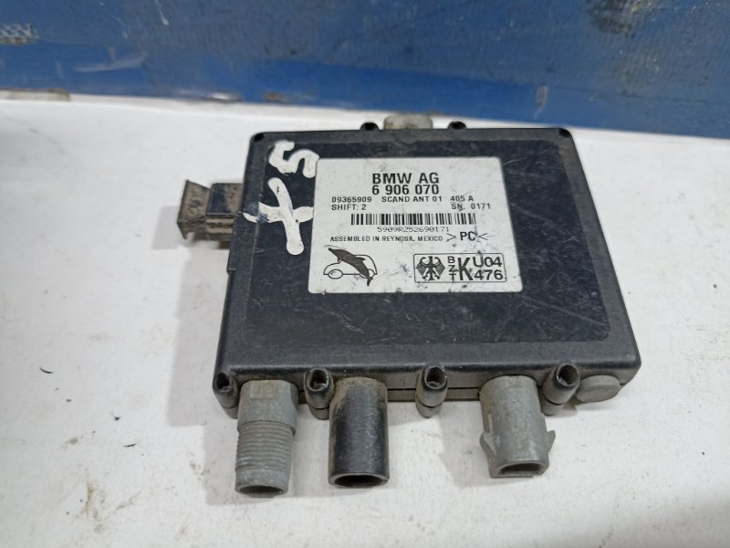 Блок усилитель антенны X5 2002 E53