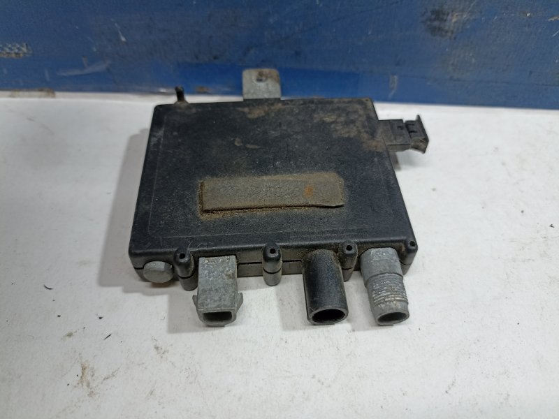 Блок усилитель антенны X5 2002 E53