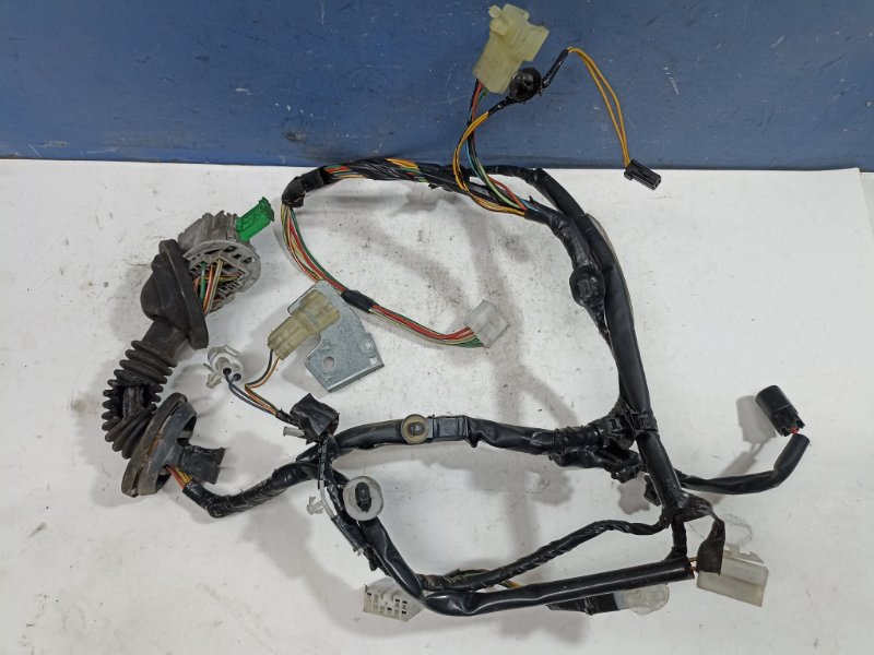 Проводка двери передняя правая SX4 2012 1.6 M16A