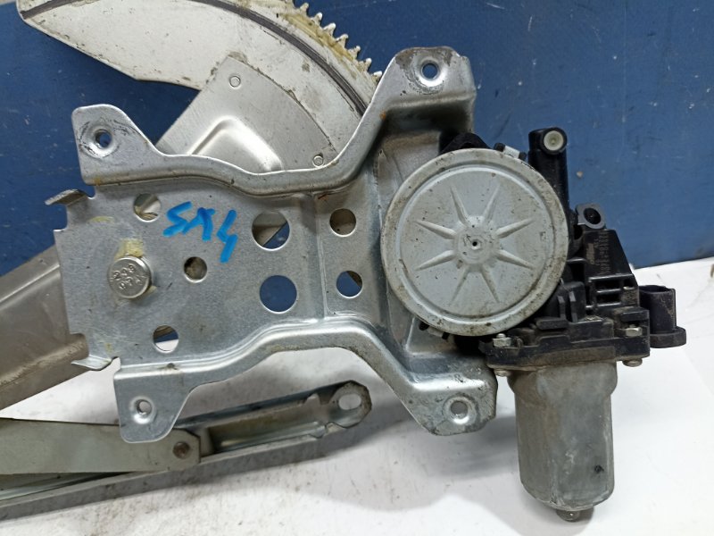 Стеклоподъемник электрический передний правый SX4 2012 1.6 M16A