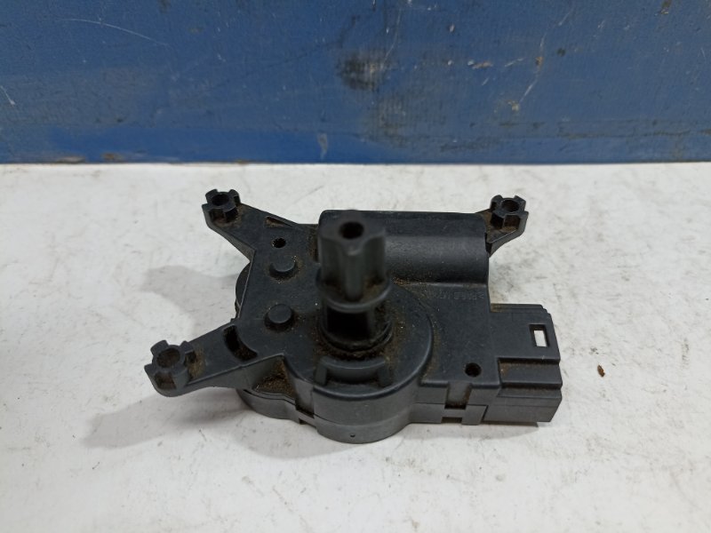 Моторчик заслонки печки Astra H 2006 1.8 Z18XER