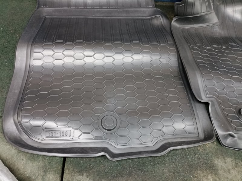 Коврик салона Terrano 2018 D10