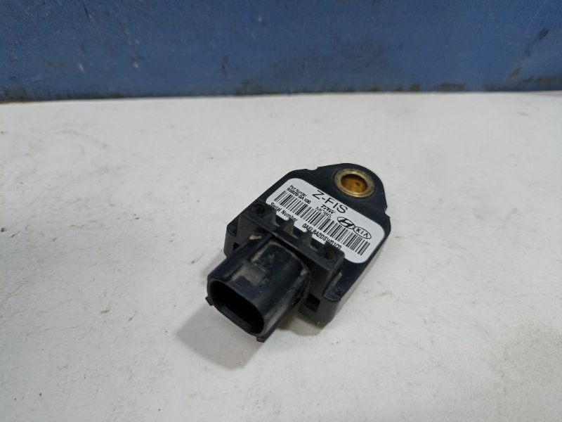 Датчик Airbag передний Ceed 2012 ED 1.6 G4FC