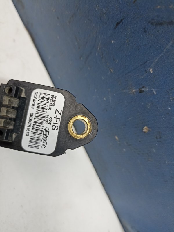 Датчик Airbag передний Ceed 2012 ED 1.6 G4FC