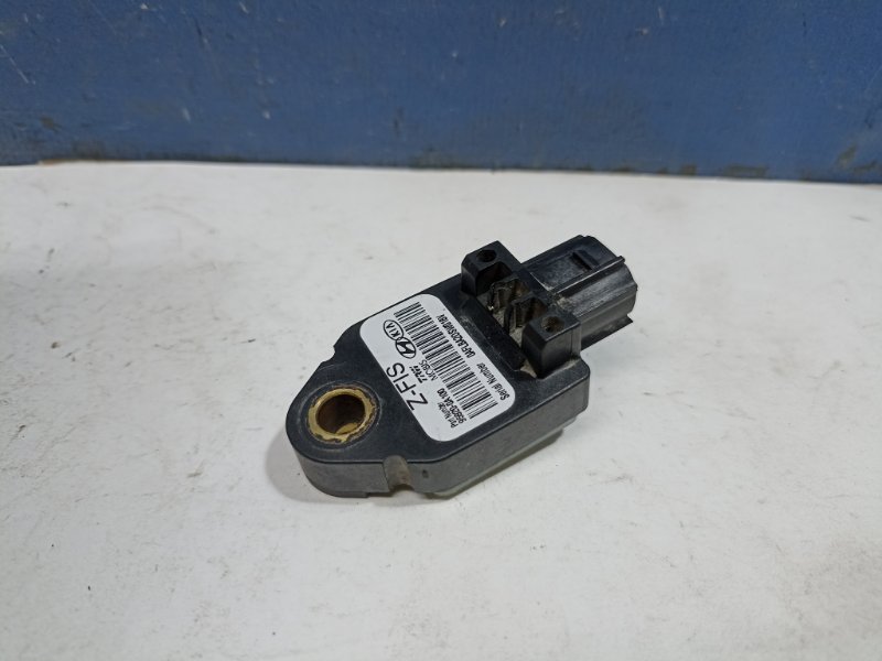 Датчик Airbag Ceed 2012 ED 1.6 G4FC