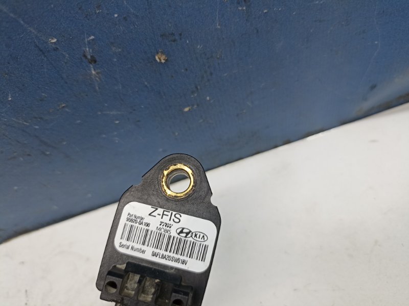 Датчик Airbag Ceed 2012 ED 1.6 G4FC
