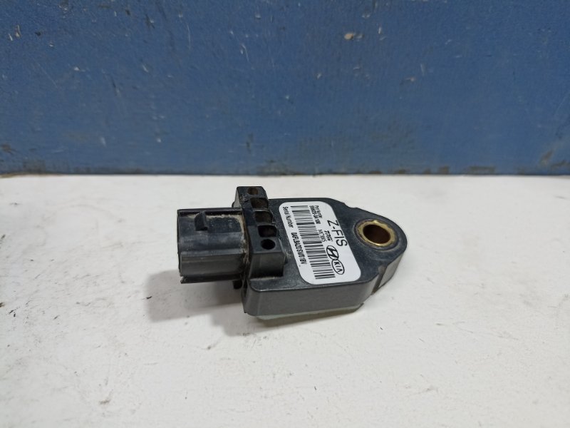 Датчик Airbag Ceed 2012 ED 1.6 G4FC
