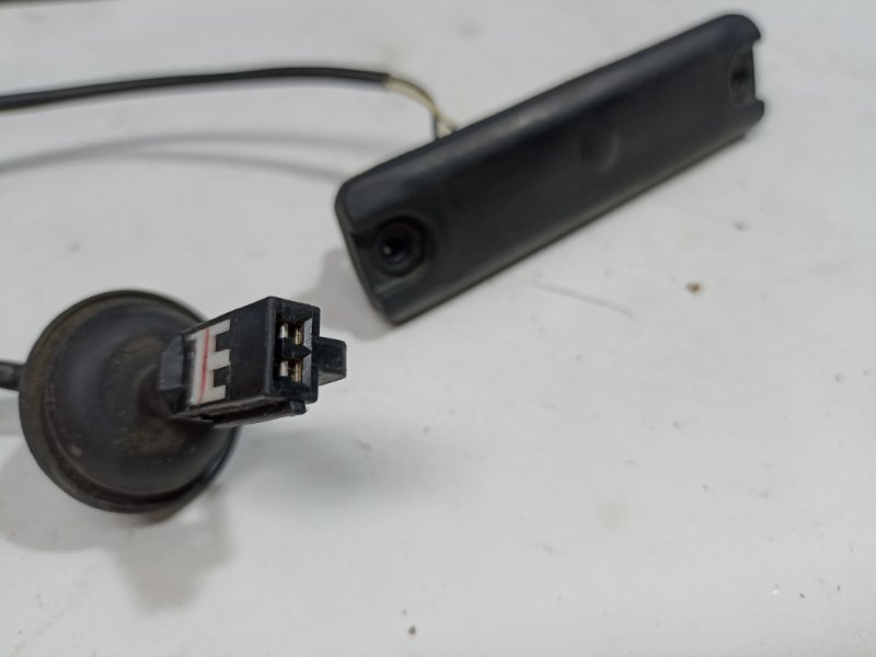 Кнопка открывания багажника наружная Ceed 2012 ED 1.6 G4FC