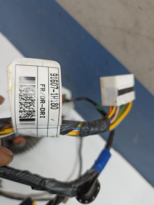 Проводка двери передняя левая Ceed 2012 ED 1.6 G4FC