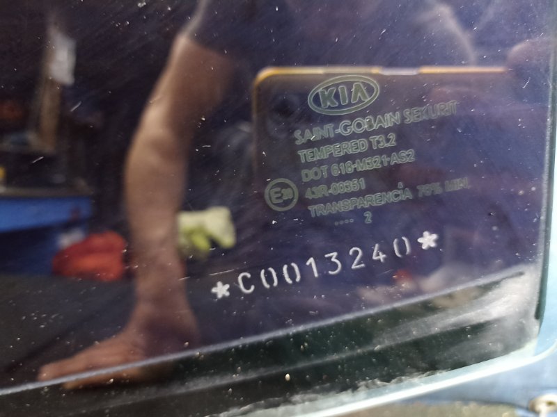 Стекло двери заднее левое Ceed 2012 ED 1.6 G4FC