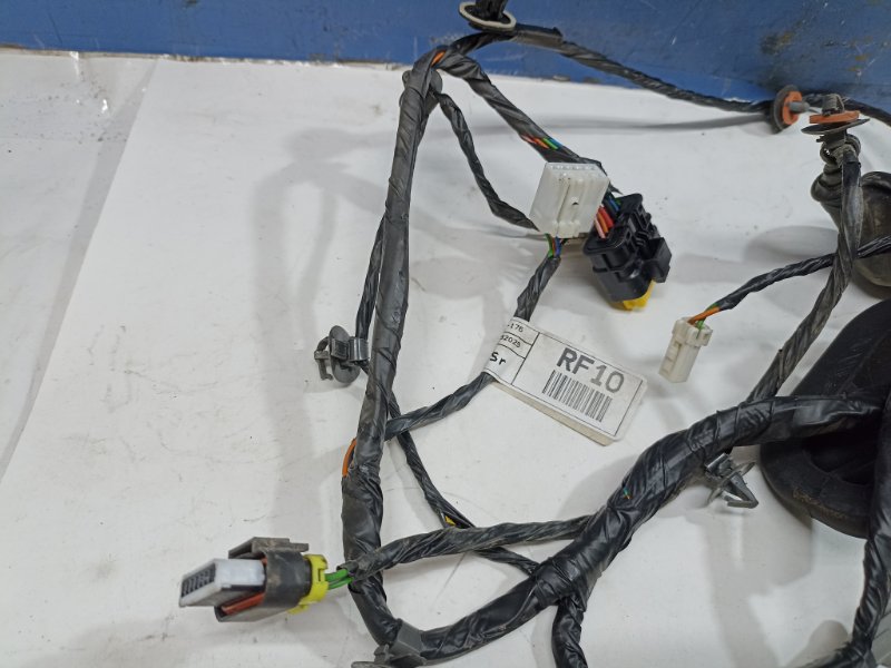 Проводка двери передняя правая Ceed 2012 ED 1.6 G4FC