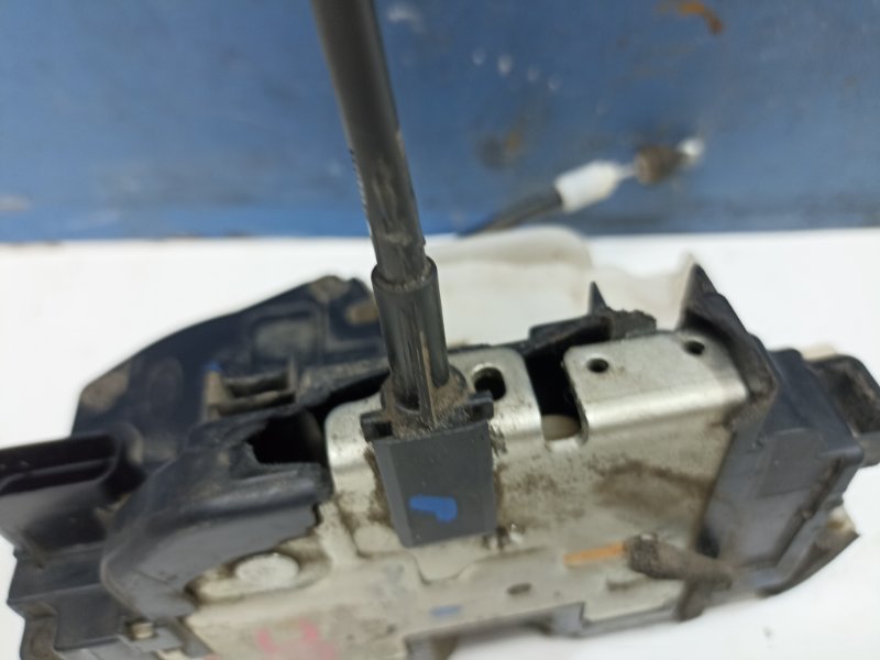 Замок двери передний правый Ceed 2012 ED 1.6 G4FC