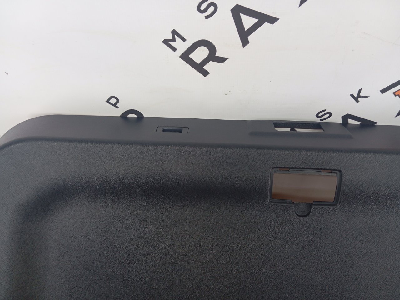 Обшивка двери багажника Exeed VX SQRF4J20C 2023 (б/у)