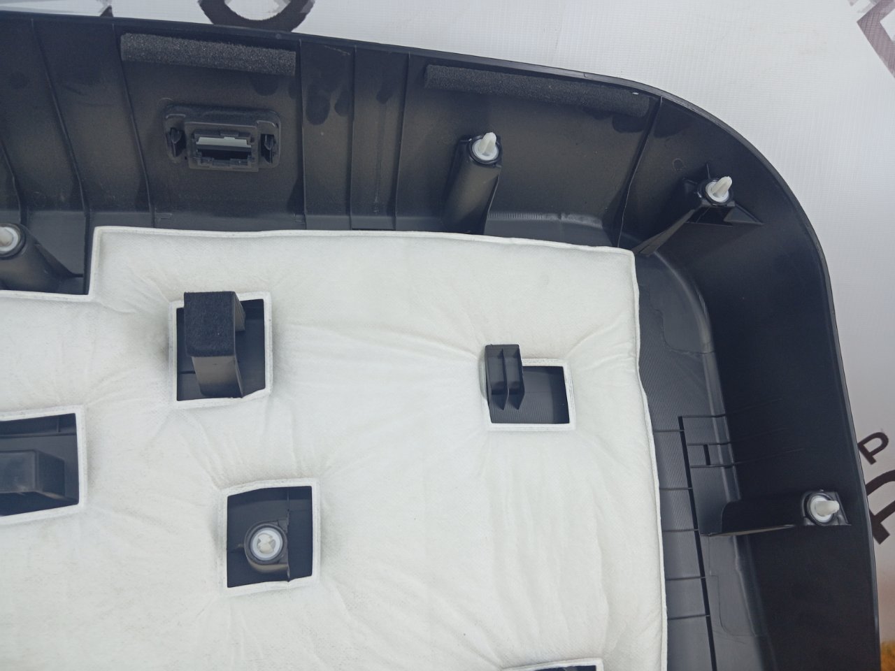 Обшивка двери багажника Exeed VX SQRF4J20C 2023 (б/у)