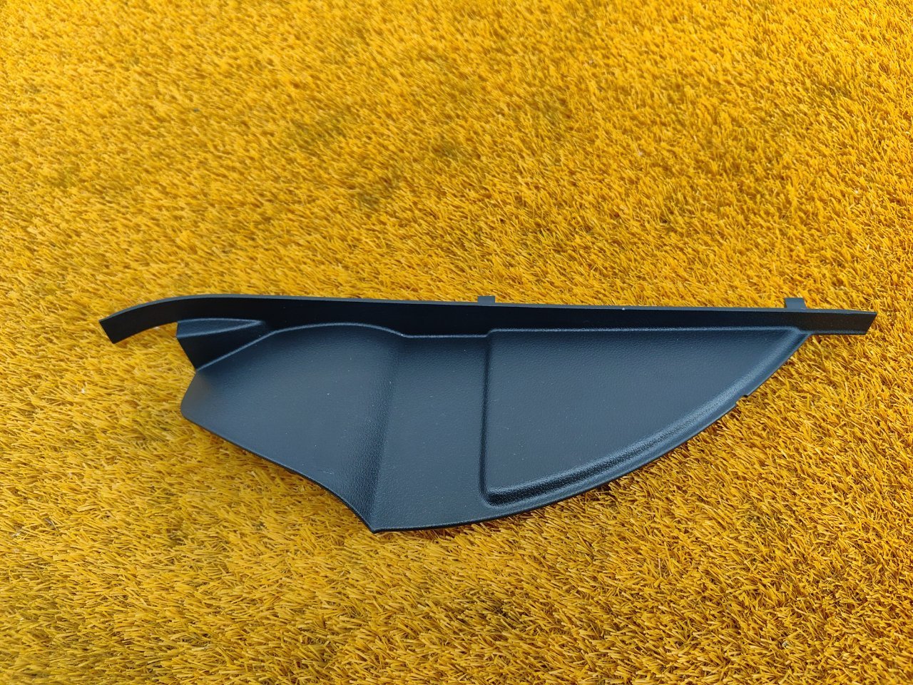 Накладка на торпедо Chery Tiggo 7 PRO SQRE4T15C 2022 прав. (б/у)