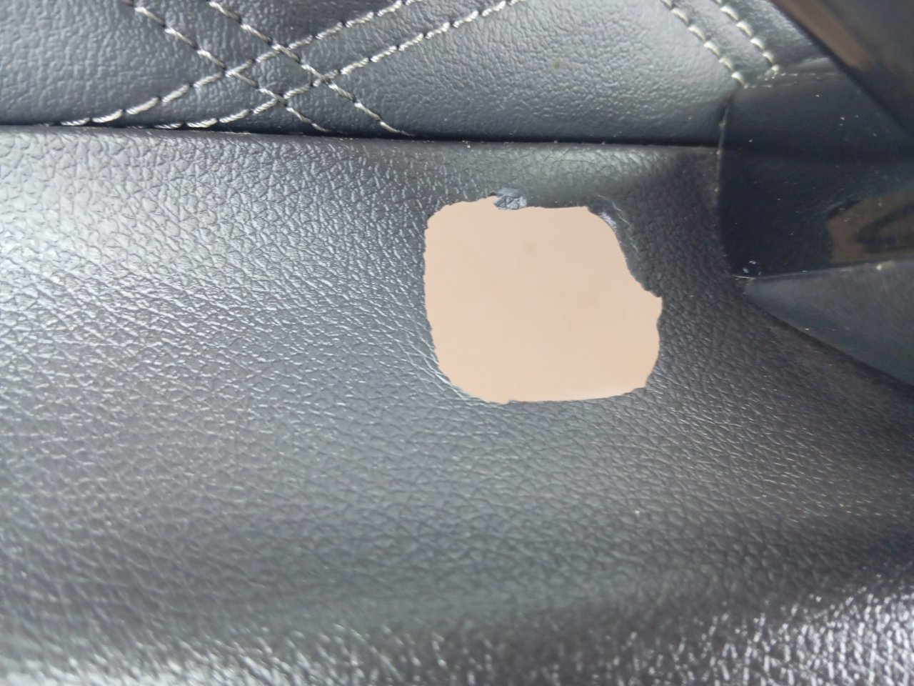 Обшивка двери Exeed VX SQRF4J20C 2022 перед. прав. (б/у)