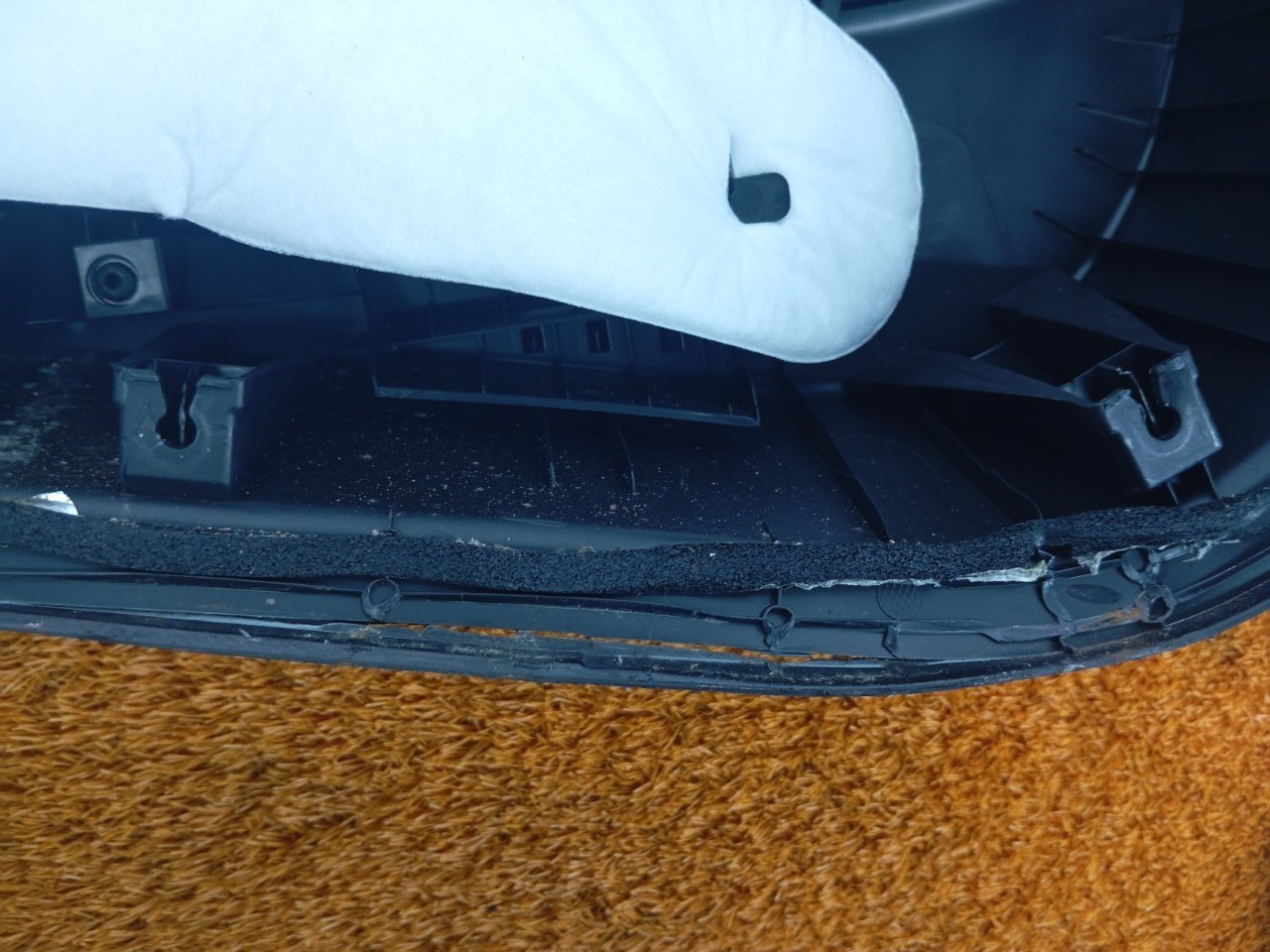 Обшивка двери Exeed VX SQRF4J20C 2022 перед. прав. (б/у)