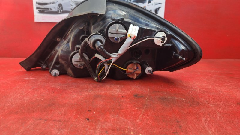 Стоп-сигнал (фонарь) Hyundai Tiburon 2007 задн. лев. (б/у) Стоп-сигнал (фонарь) Hyundai Tiburon 2007 задн. лев. (б/у)