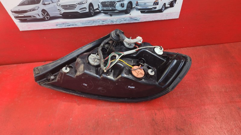 Стоп-сигнал (фонарь) Hyundai Tiburon 2007 задн. лев. (б/у) Стоп-сигнал (фонарь) Hyundai Tiburon 2007 задн. лев. (б/у)