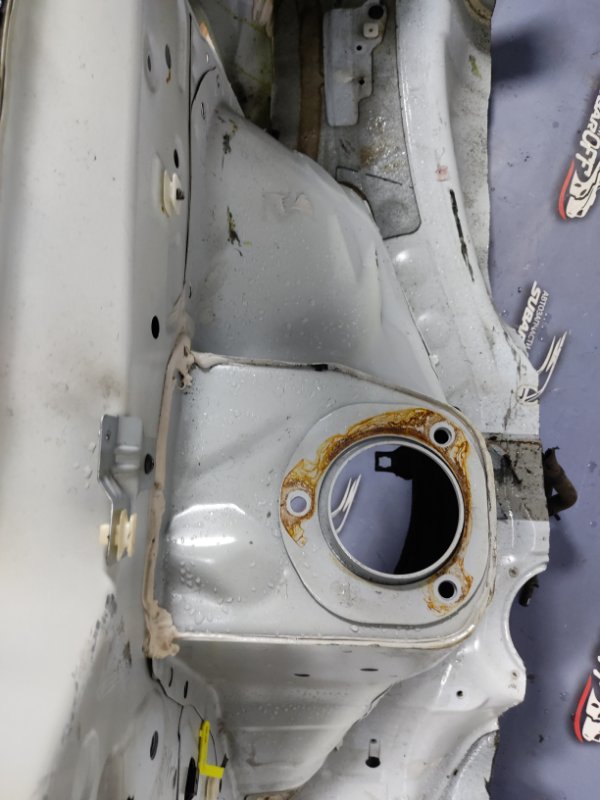 Крыло Subaru Forester SG5 EJ205 2002 задн. прав. (б/у)