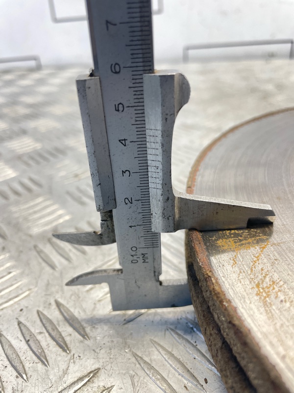 Диск тормозной Renault Latitude 2.0 2013 перед. (б/у)