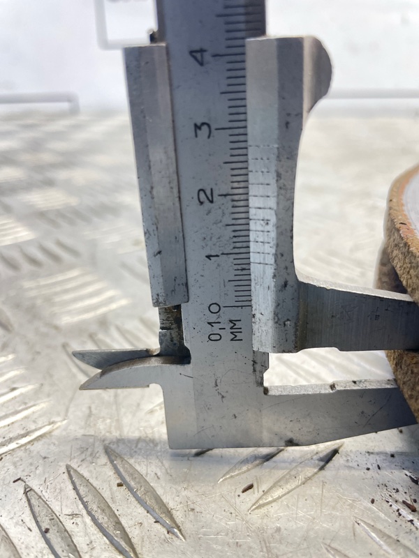 Диск тормозной Renault Latitude 2.0 2013 перед. (б/у)