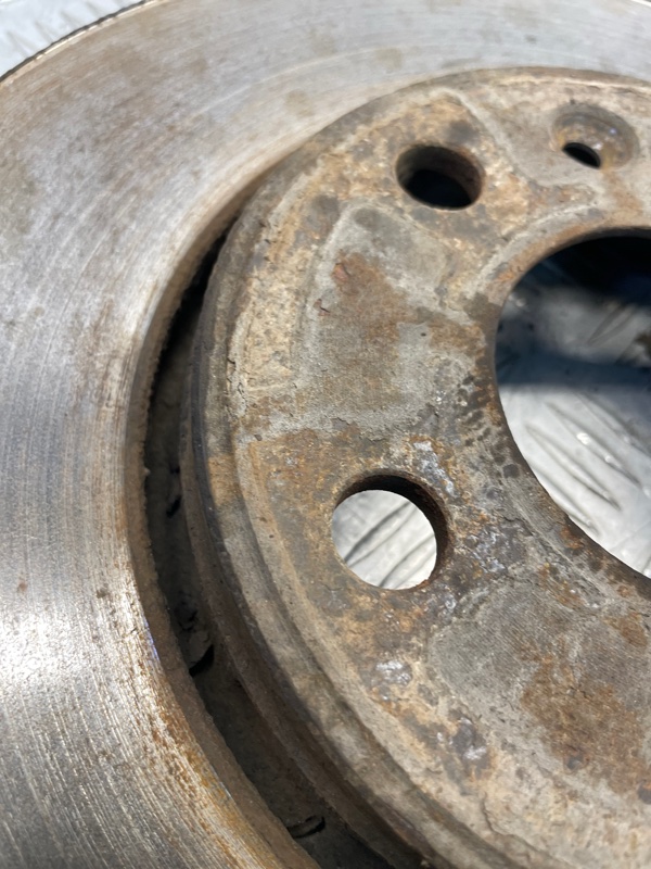 Диск тормозной Renault Latitude 2.0 2013 перед. (б/у)