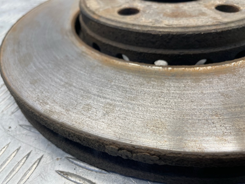 Диск тормозной Renault Latitude 2.0 2013 перед. (б/у)