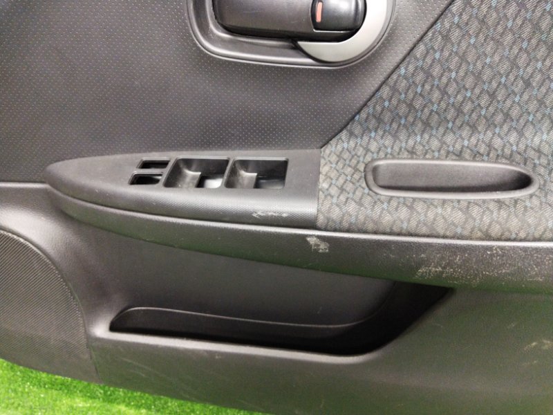 Дверь NISSAN NOTE E11 HR15DE 2005 перед. прав. (б/у)