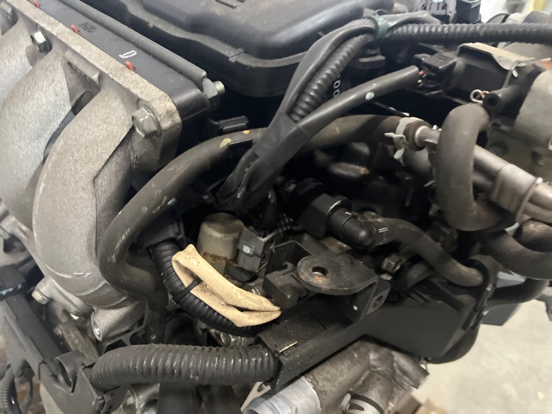 Двигатель HONDA FIT GE6 L13A 2007 (б/у) Двигатель HONDA FIT GE6 L13A 2007 (б/у)