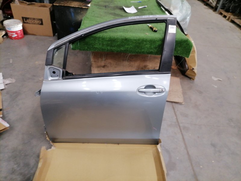 Дверь передняя левая VITZ 2005-2010 KSP90 1KR-FE