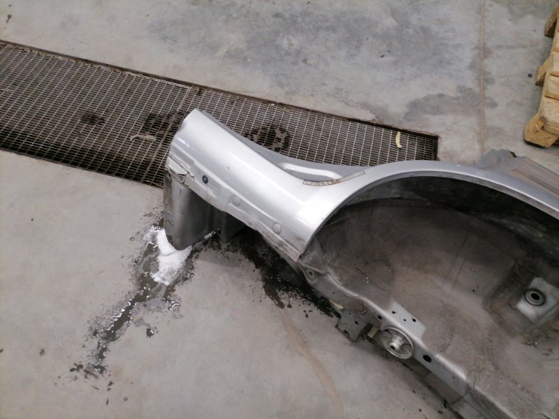 Крыло NISSAN NOTE E11 HR15DE 2005 задн. лев. (б/у)