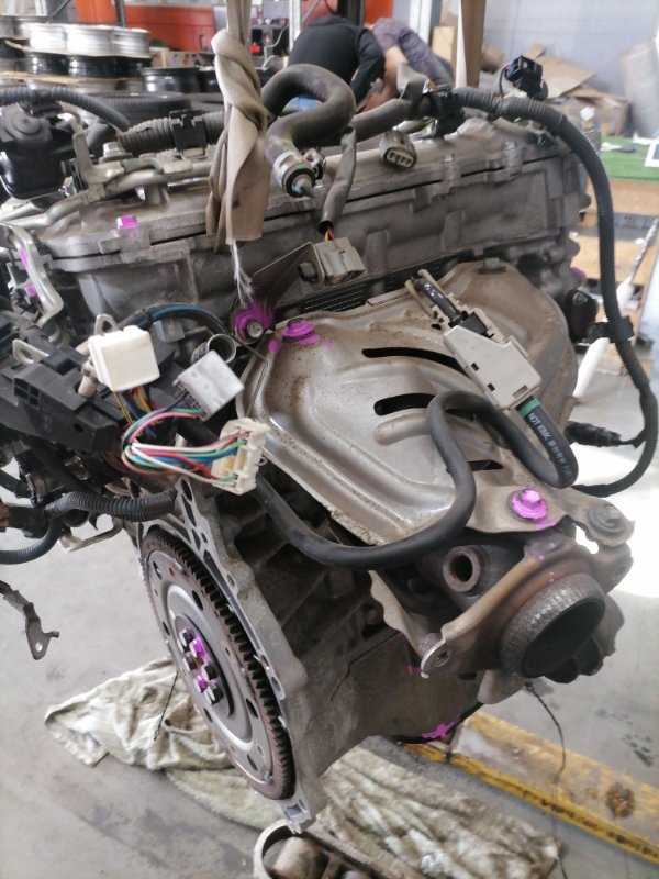 Двигатель TOYOTA PREMIO ZRT260 2ZR-FE 2007 (б/у) Двигатель TOYOTA PREMIO ZRT260 2ZR-FE 2007 (б/у)