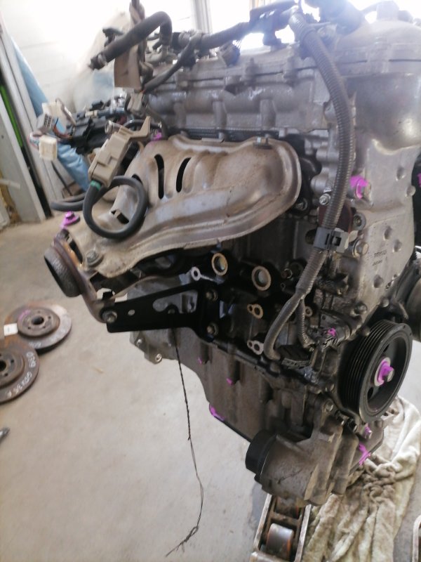 Двигатель TOYOTA PREMIO ZRT260 2ZR-FE 2007 (б/у) Двигатель TOYOTA PREMIO ZRT260 2ZR-FE 2007 (б/у)