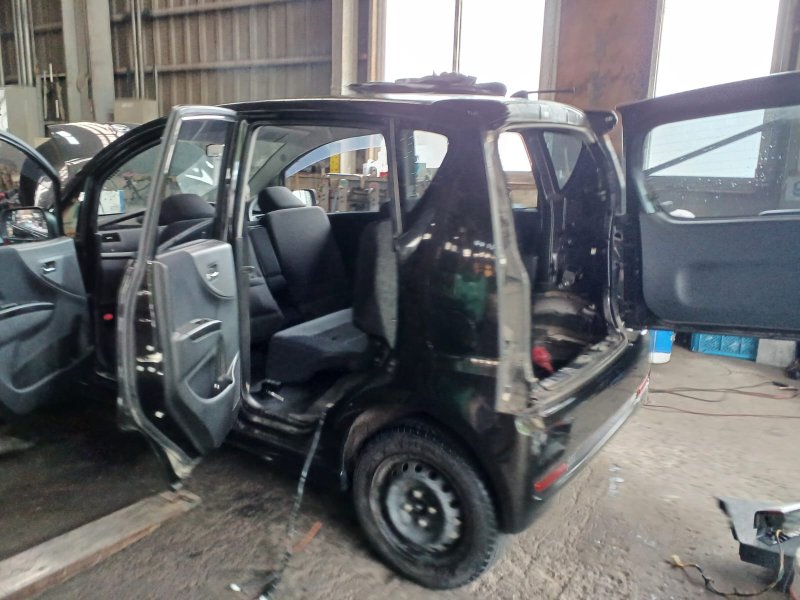 Автомобиль в разбор DAIHATSU MOVE 2006-2010 L175S KF-VE Автомобиль в разбор DAIHATSU MOVE 2006-2010 L175S KF-VE